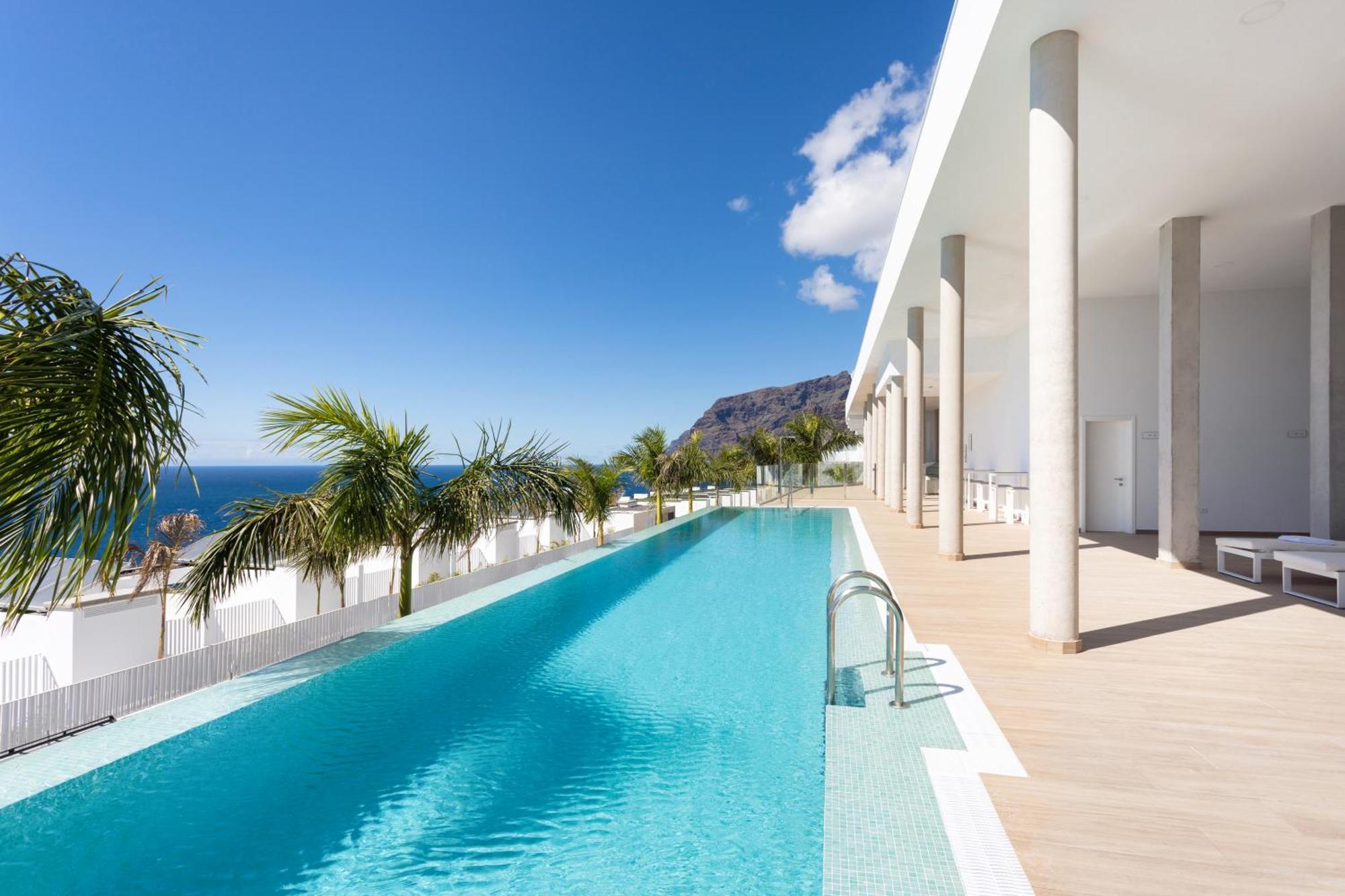 Crystal I Luxury Apartments By Enjoyahome アカンティラド・デ・ロス・ヒガンテス エクステリア 写真
