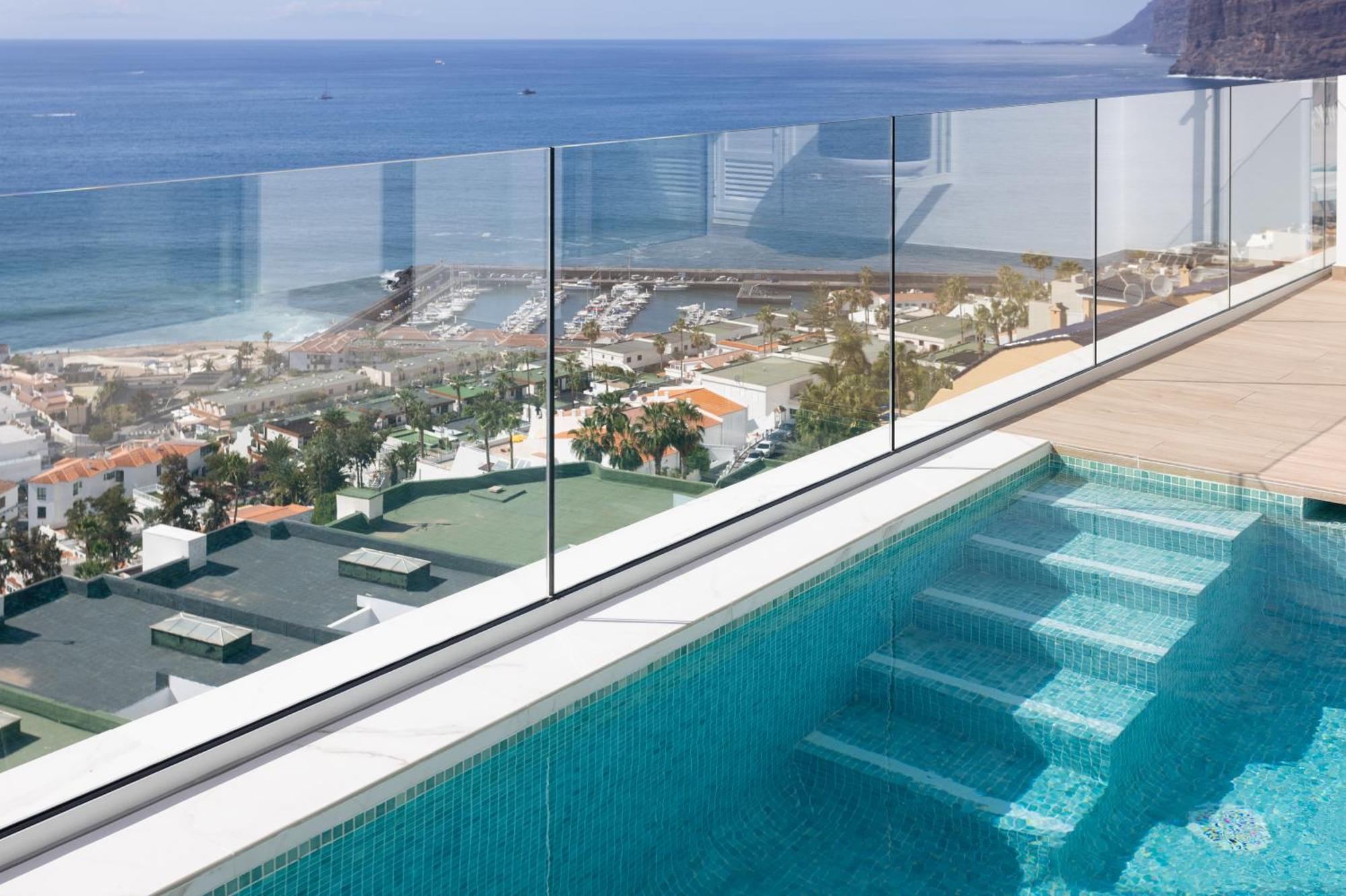 Crystal I Luxury Apartments By Enjoyahome アカンティラド・デ・ロス・ヒガンテス エクステリア 写真