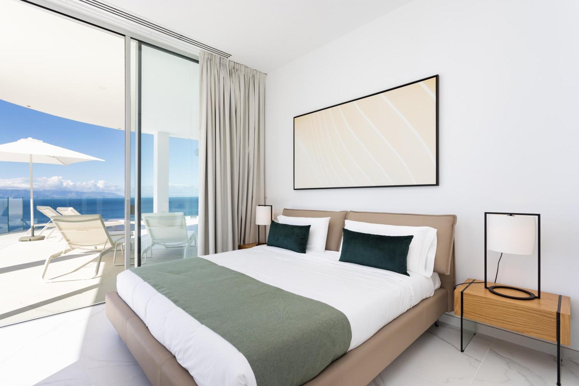 Crystal I Luxury Apartments By Enjoyahome アカンティラド・デ・ロス・ヒガンテス エクステリア 写真