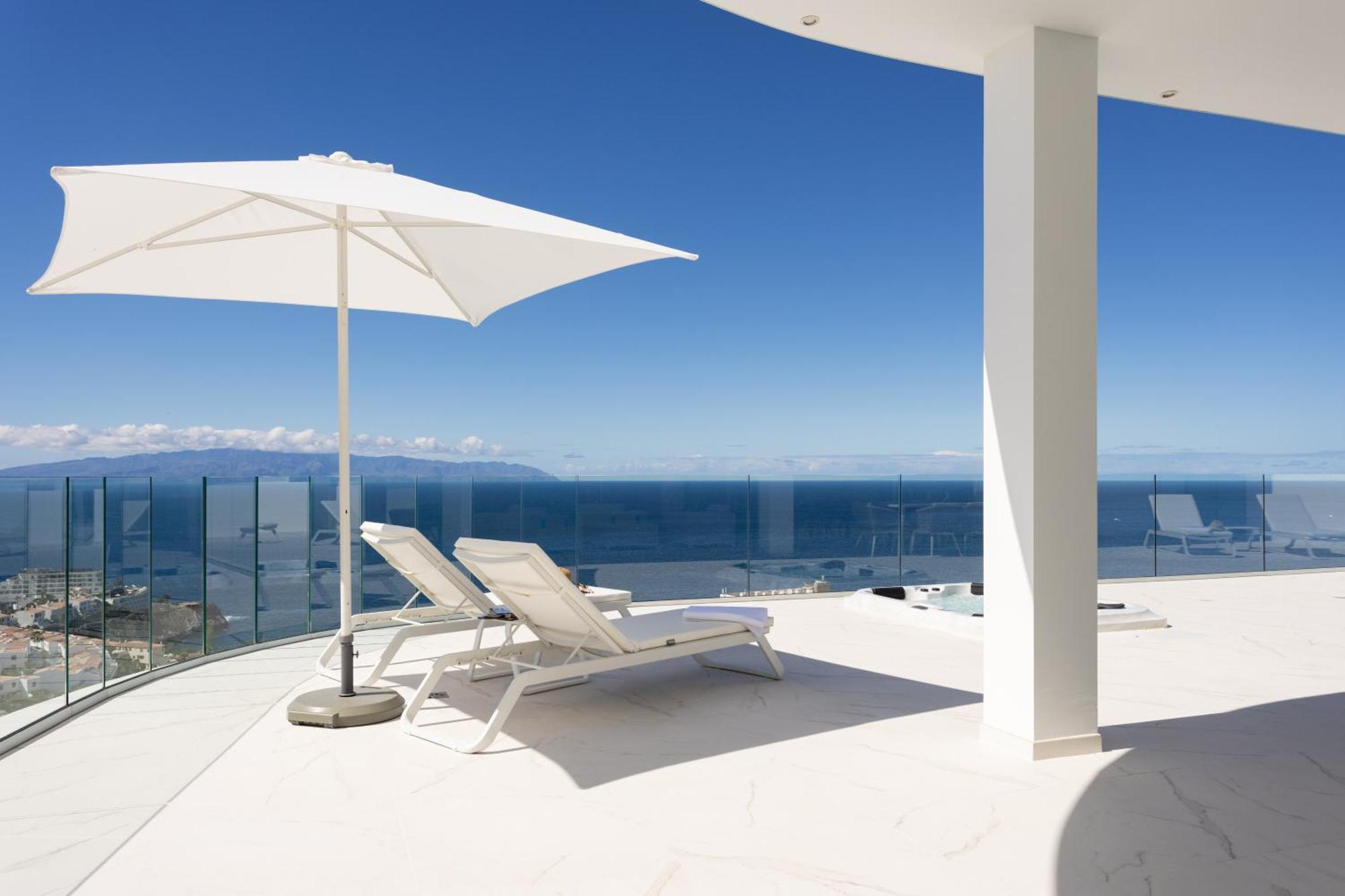Crystal I Luxury Apartments By Enjoyahome アカンティラド・デ・ロス・ヒガンテス エクステリア 写真