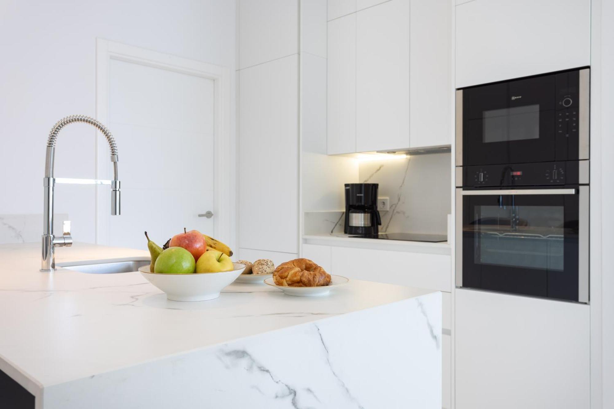 Crystal I Luxury Apartments By Enjoyahome アカンティラド・デ・ロス・ヒガンテス エクステリア 写真