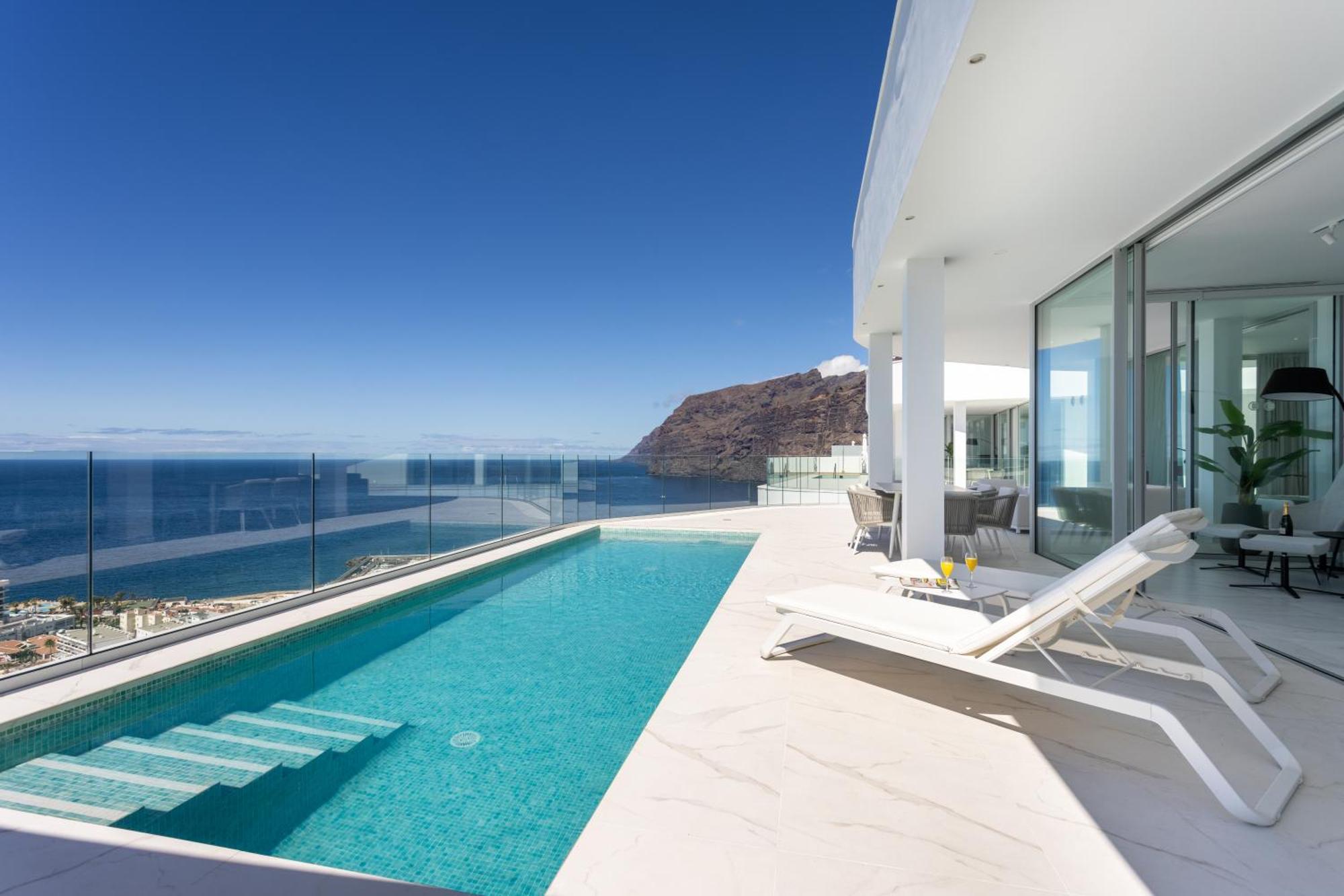 Crystal I Luxury Apartments By Enjoyahome アカンティラド・デ・ロス・ヒガンテス エクステリア 写真