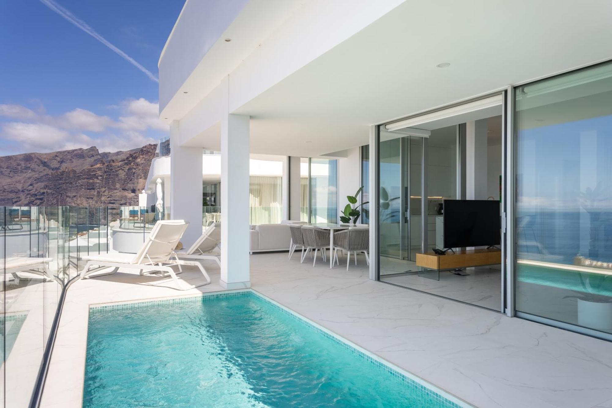 Crystal I Luxury Apartments By Enjoyahome アカンティラド・デ・ロス・ヒガンテス エクステリア 写真