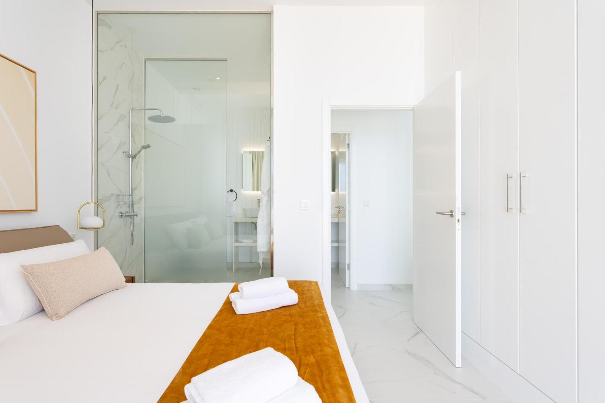 Crystal I Luxury Apartments By Enjoyahome アカンティラド・デ・ロス・ヒガンテス エクステリア 写真