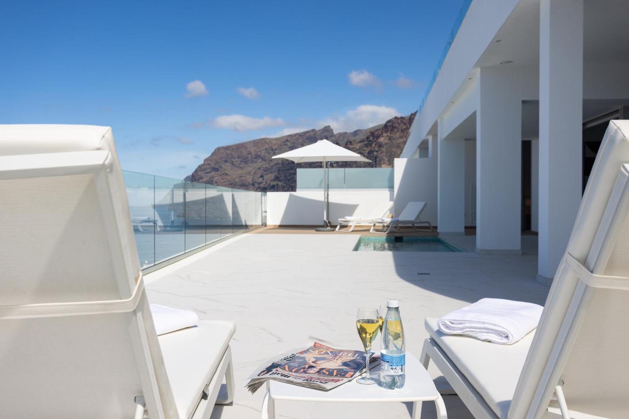 Crystal I Luxury Apartments By Enjoyahome アカンティラド・デ・ロス・ヒガンテス エクステリア 写真