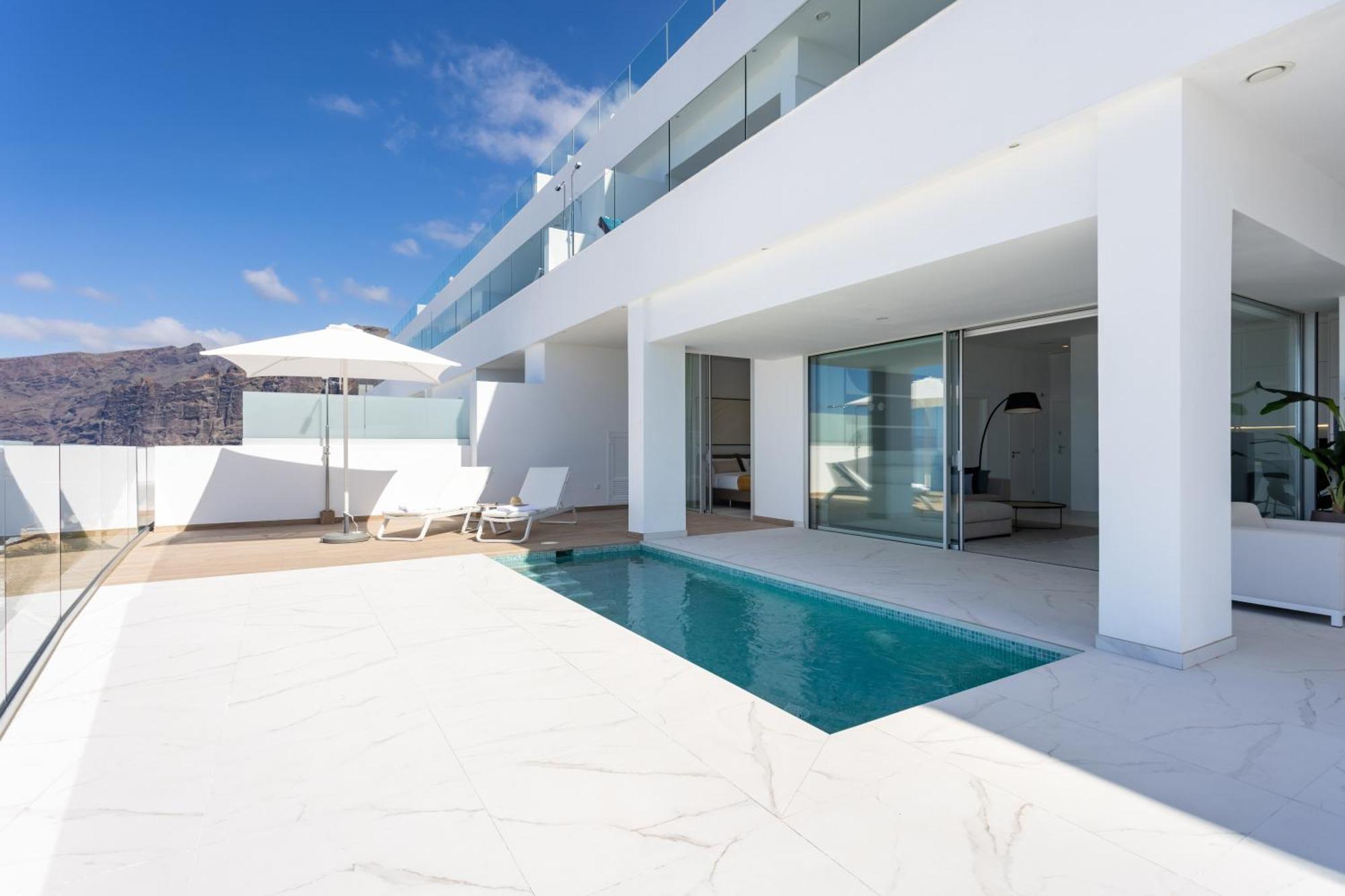 Crystal I Luxury Apartments By Enjoyahome アカンティラド・デ・ロス・ヒガンテス エクステリア 写真