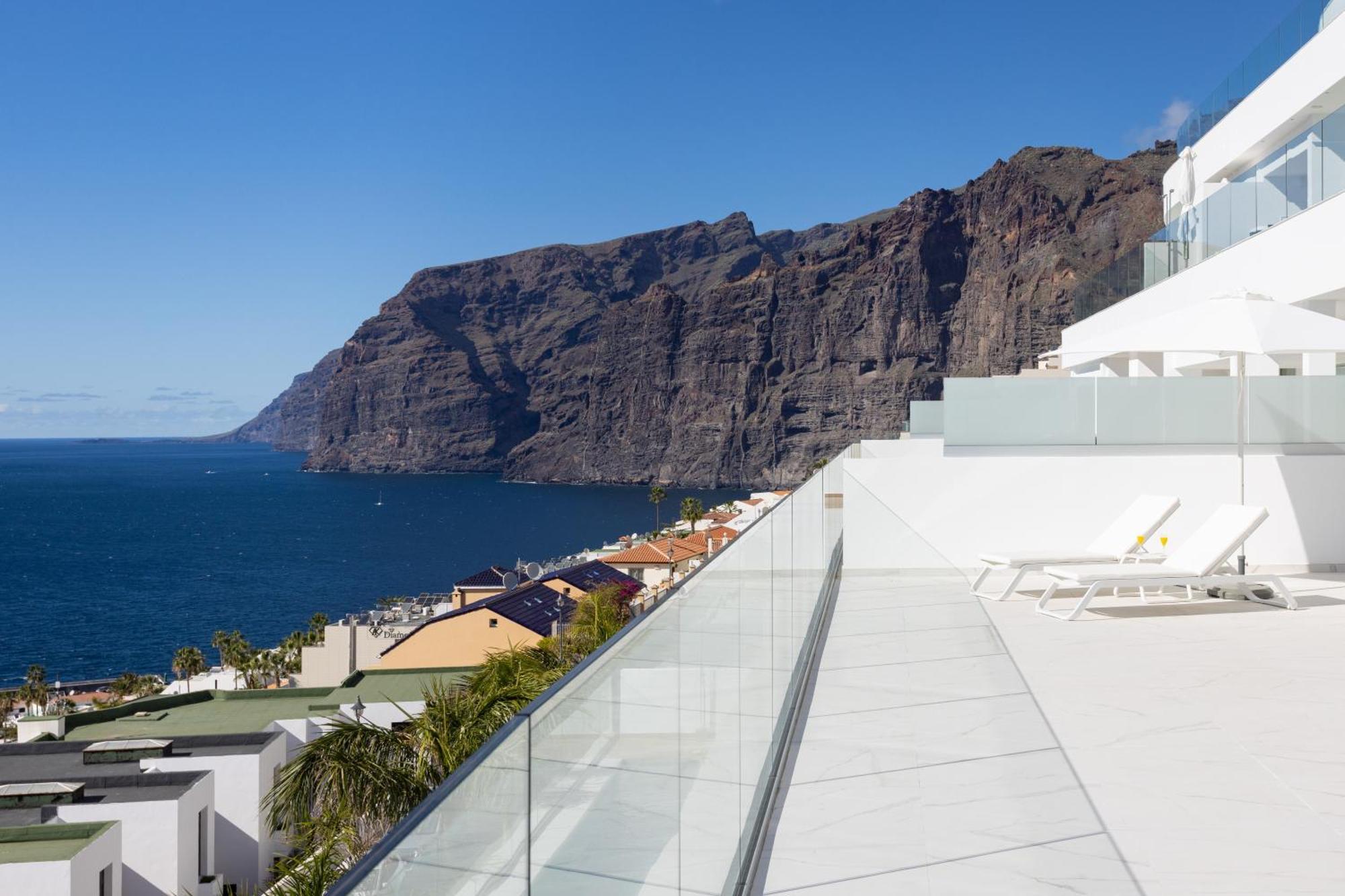 Crystal I Luxury Apartments By Enjoyahome アカンティラド・デ・ロス・ヒガンテス エクステリア 写真
